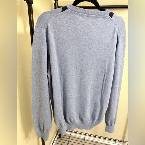 Alan Flusser Light Blue Argyle V-Neck Cashmere Sweater - Picture 4 of 4